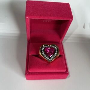 Kurt Geiger Cocktail Gold Heart Ring with Pink Center & Crystal Trim Sz 7